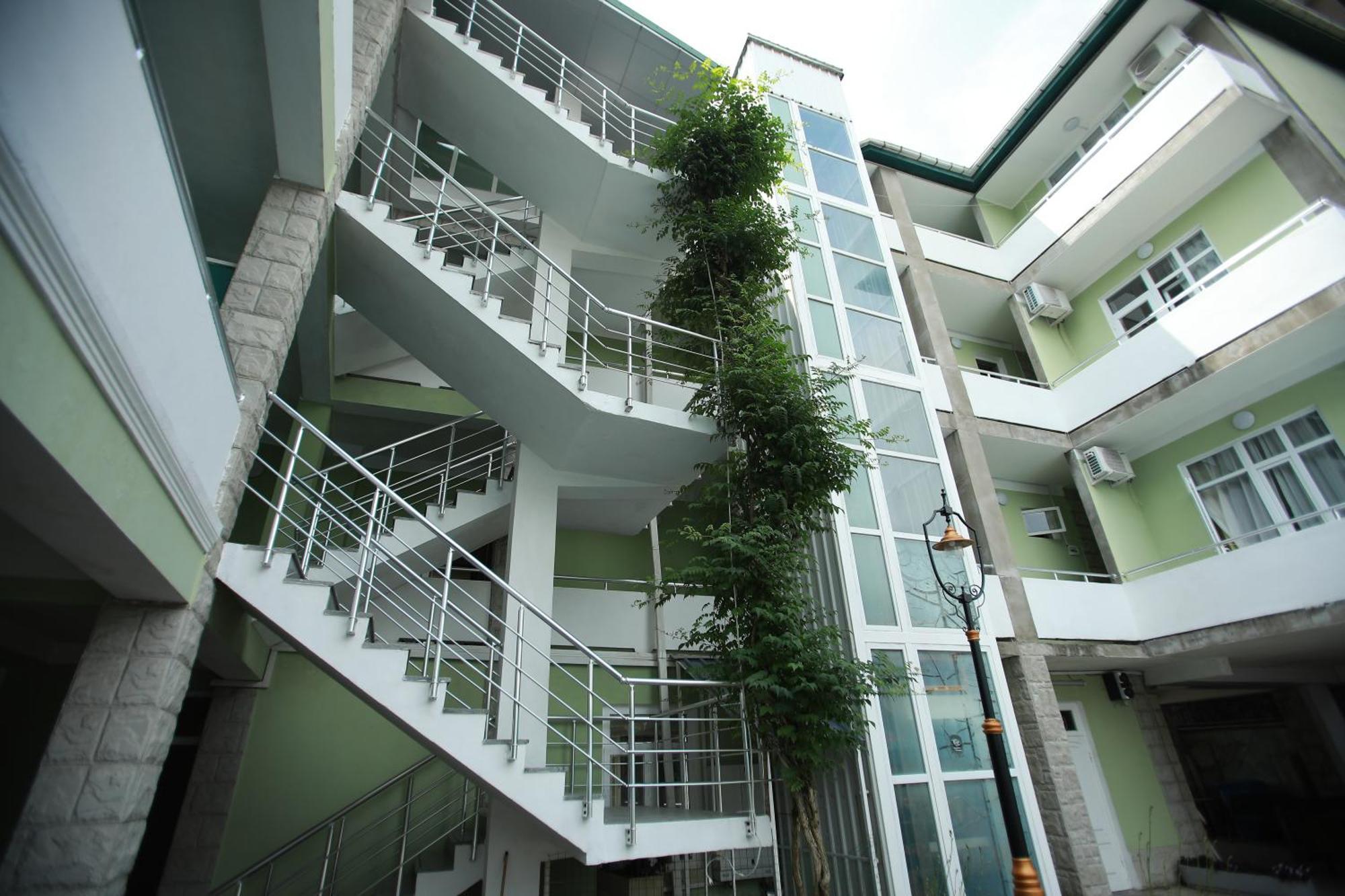 Green House Hotel コブレチ エクステリア 写真